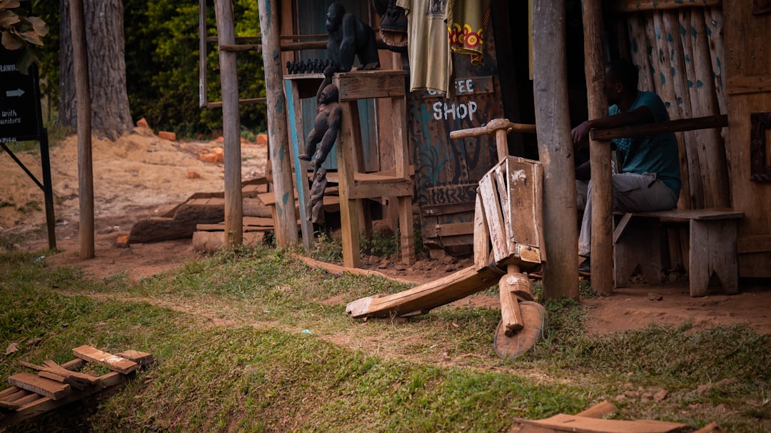 Travel experience with local community